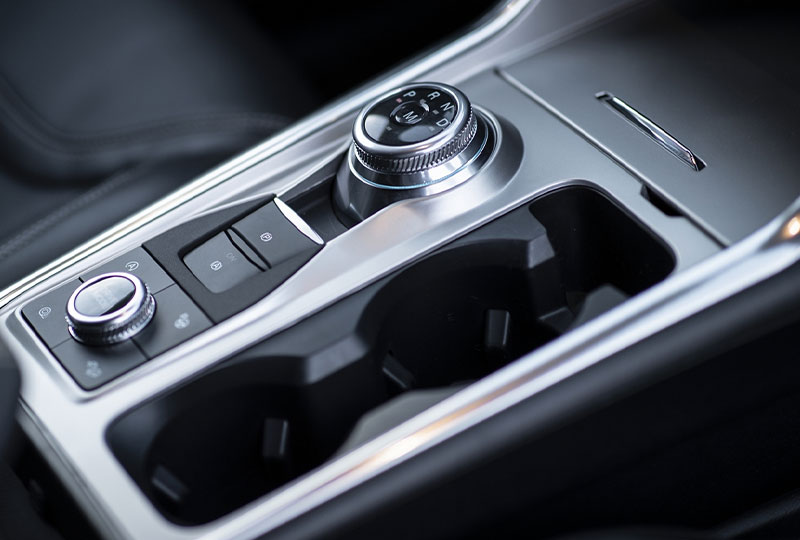 used Ford Explorer image1
