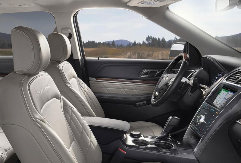 used Ford Explorer image2