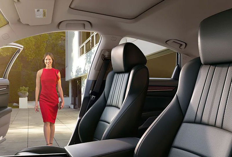 used Accord image1