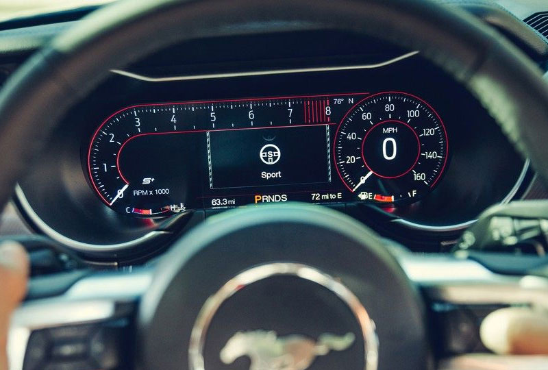 used mustang image2