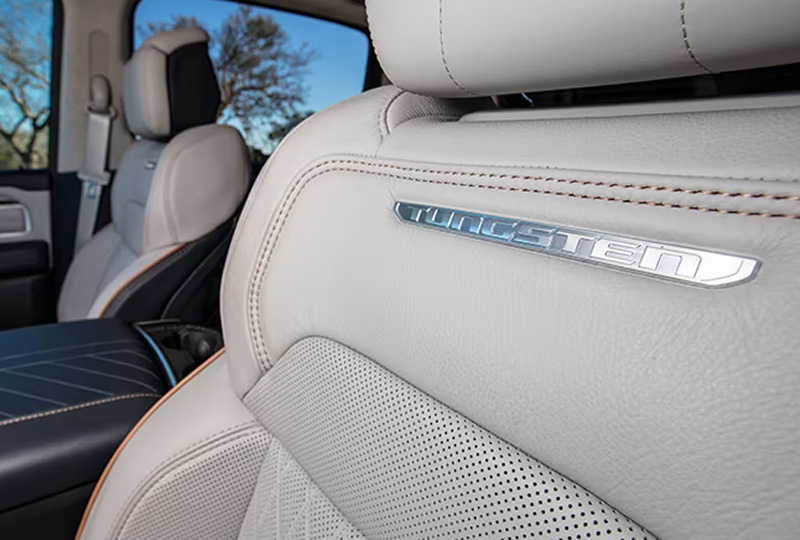 2025 Ram 1500 INTERIOR