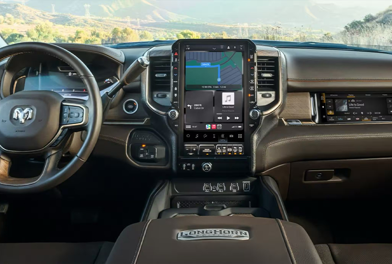 2027 RAM 3500 - Tech