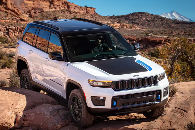 2025 Jeep Grand Cherokee 4xe Safety