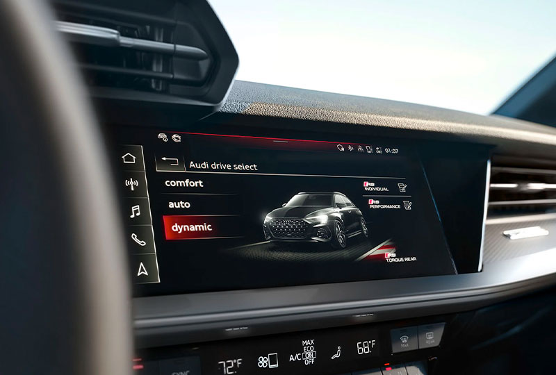 2022 Audi RS3 performance