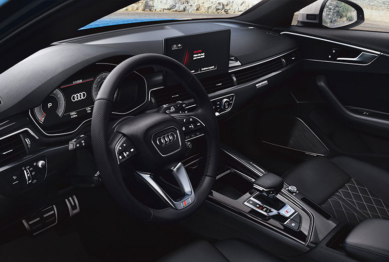 2022 Audi S4 Sedan technology