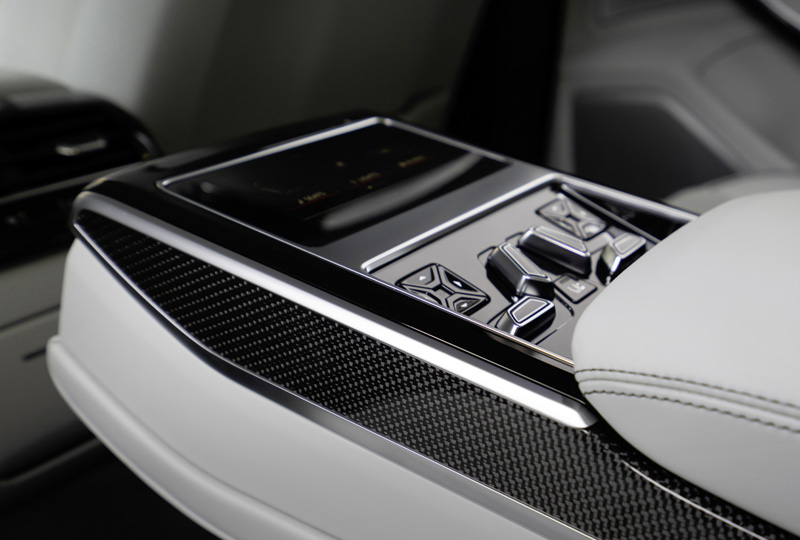 2024 Audi S8 technology