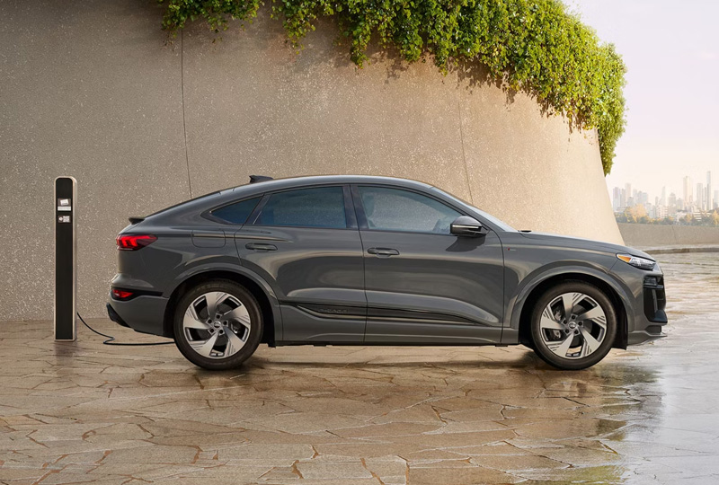 2025 Audi Q6 Sportback e-tron Performance