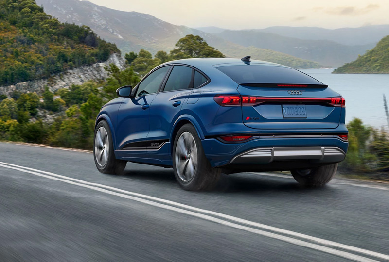 2025 Audi SQ6 Sportback e-tron Performance