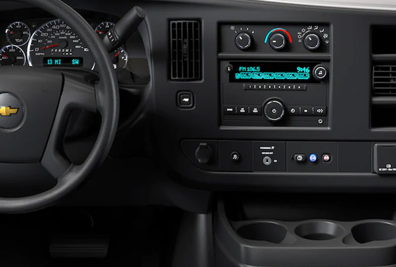 2022 Chevy Express-Vans Technology