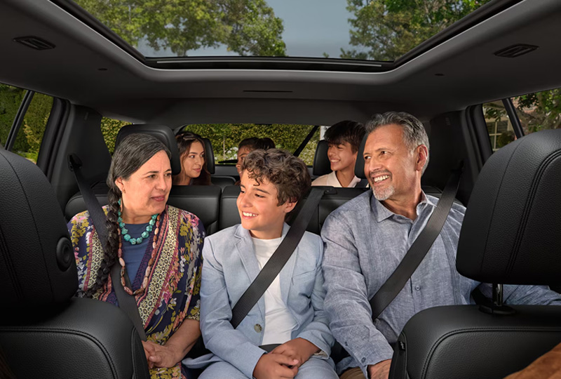 2026 Chevrolet Traverse Interior