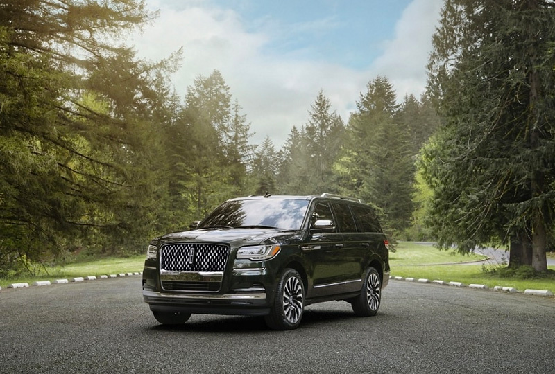 2022 Lincoln Navigator design