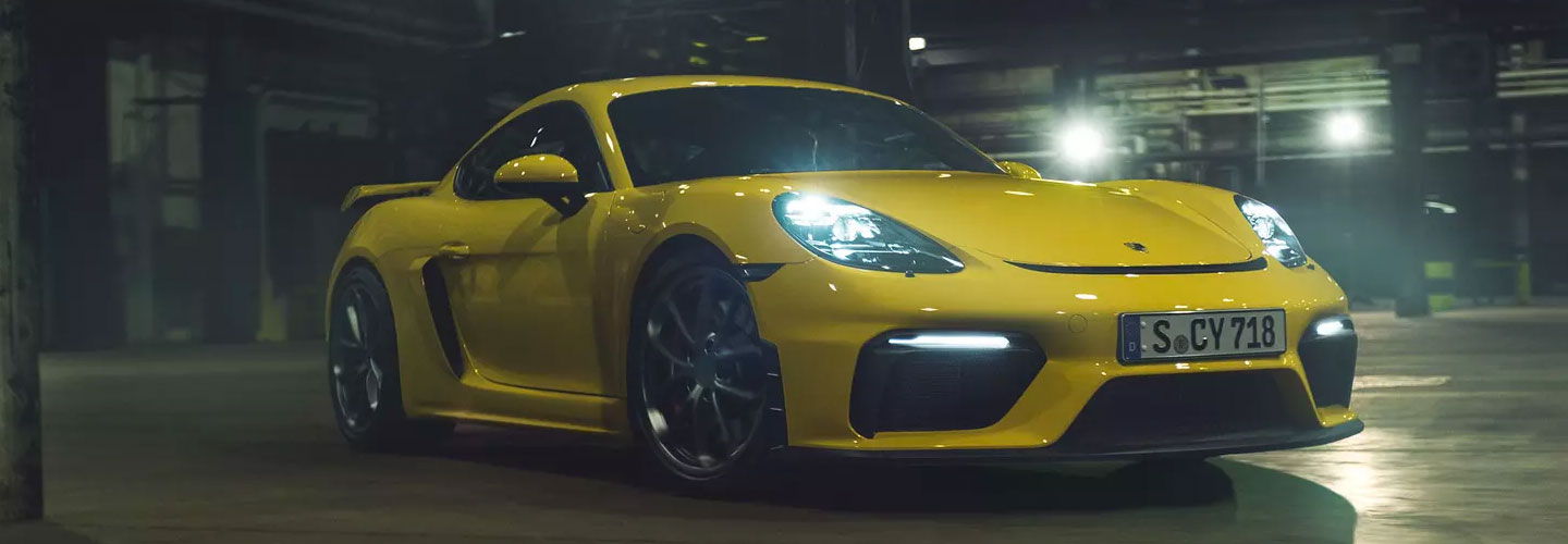 2020 Porsche 718-Cayman-GT4 header