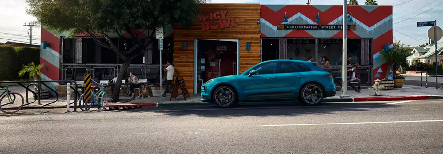 2021 Porsche Macan header