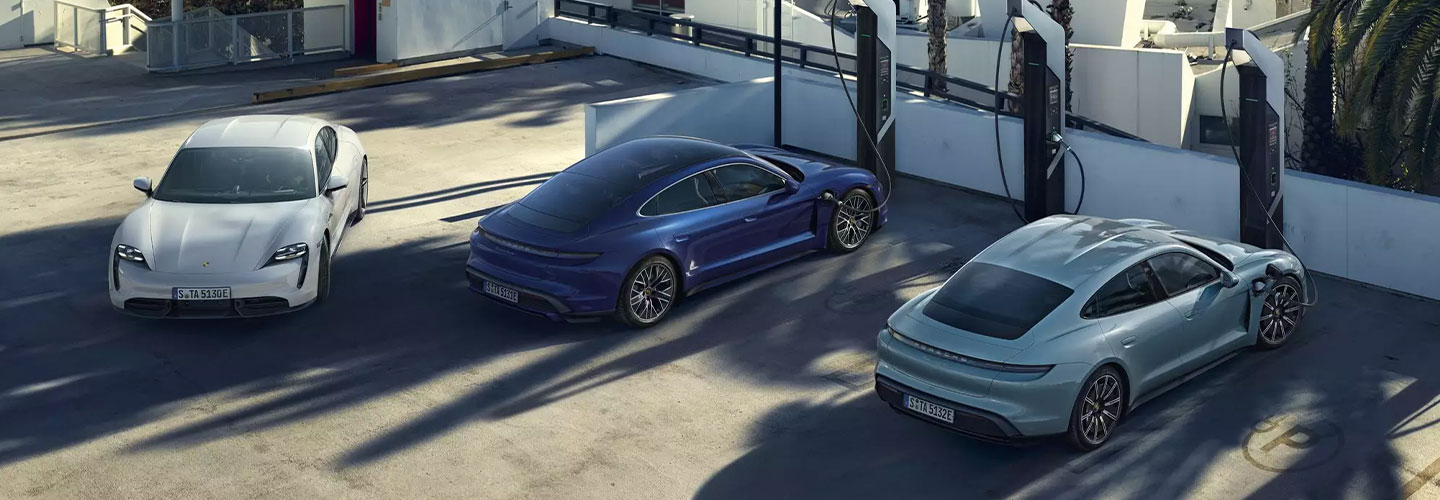 2021 Porsche Taycan header