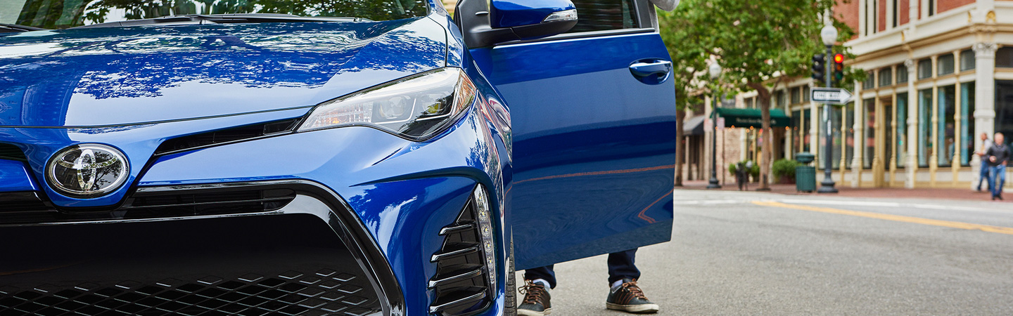 2017 Toyota Corolla Improved exterior styling