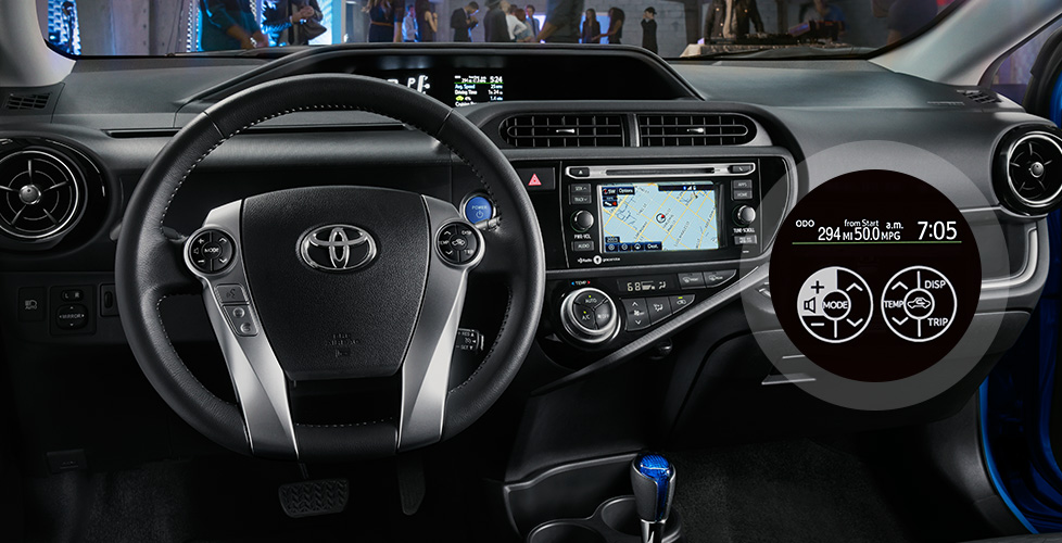 2017 toyota Prius c Technology