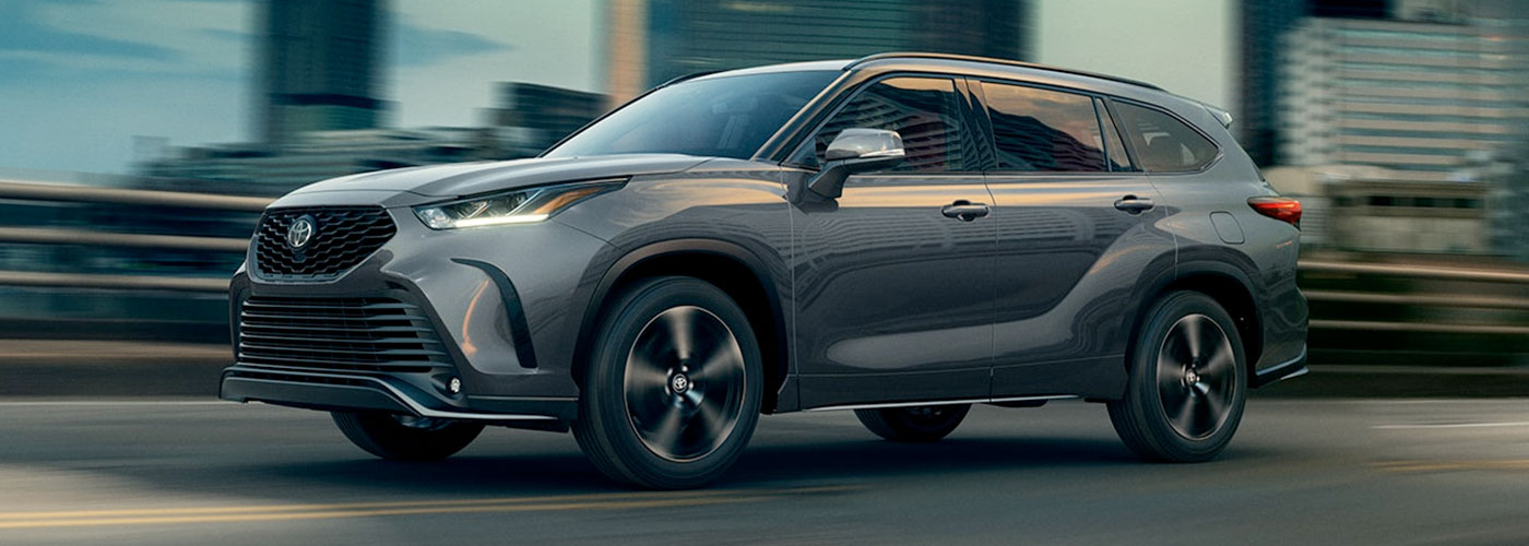 2021 Toyota Highlander  header