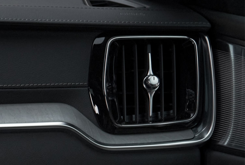 2026 Volvo v60 cross country Interior