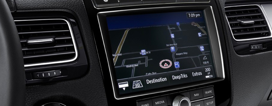  touchscreen navigation with 3D landmarks 