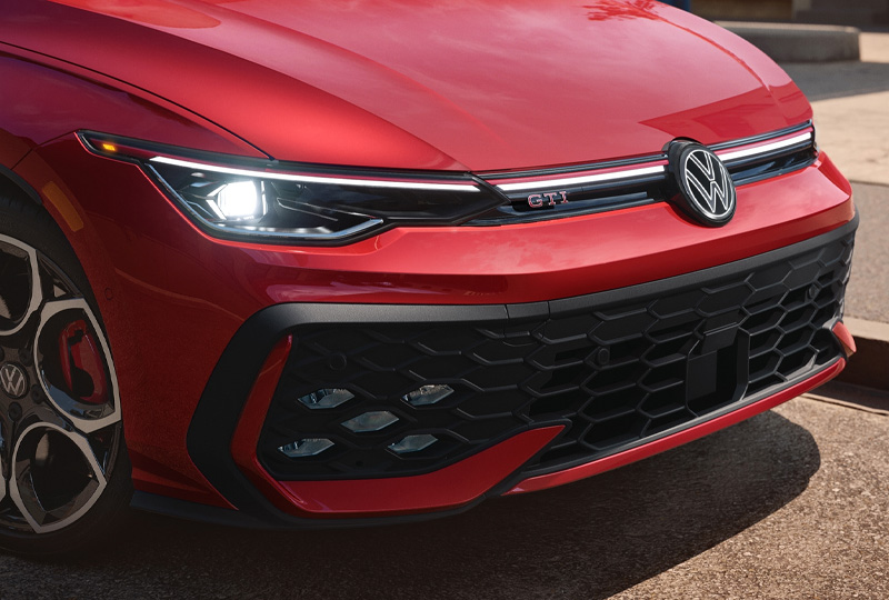 2025 Volkswagen Golf-GTI Design