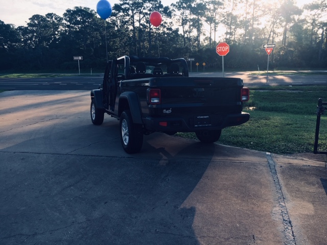 jeep day pics