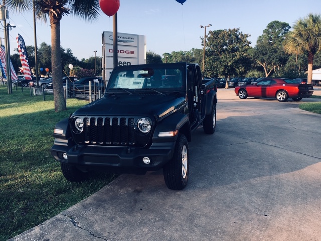 jeep day pics