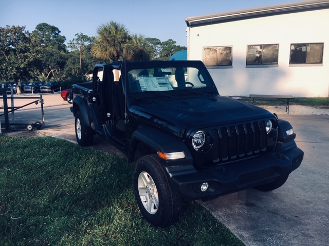 jeep day pics