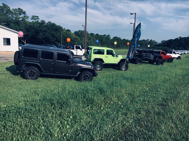 jeep day pics