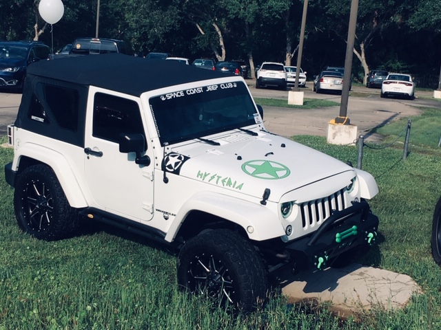 jeep day pics