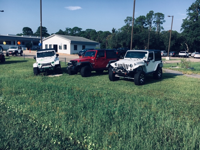jeep day pics