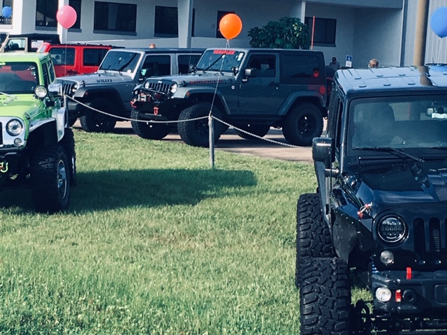 jeep day pics
