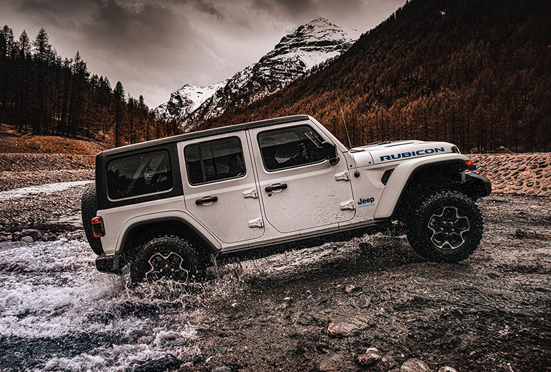 Jeep 4XE Inverness FL Plaza Chrysler Dodge Jeep Ram