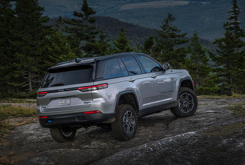 Jeep 4XE Inverness FL Plaza Chrysler Dodge Jeep Ram