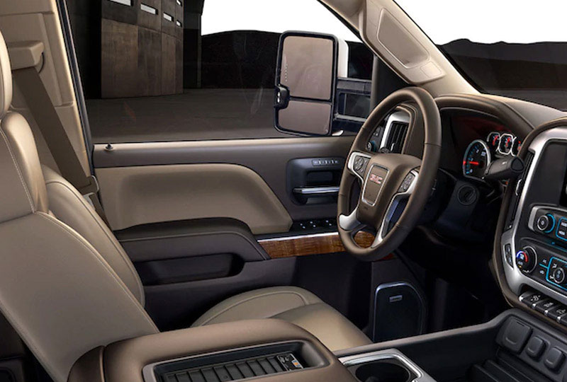 GMC Sierra 3500 - Image 2