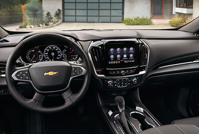 Used Chevy Traverse - image2