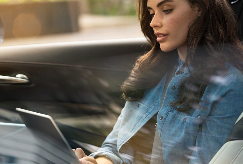 cadillac connected vehicle services connected