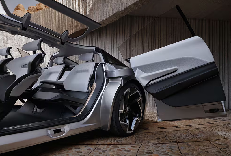 Chrysler Halcyon Concept - Space