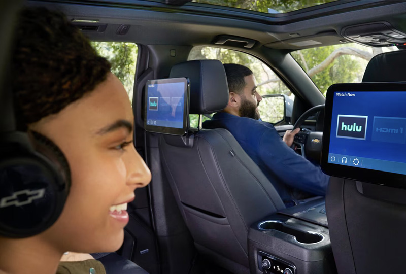 Chevrolet OnStar - entertainment