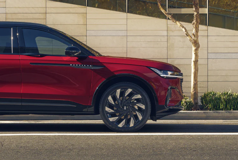 Lincoln Hybrid Vehicles - images4