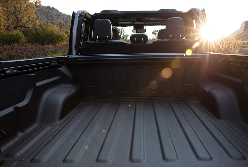 2025 Jeep Gladiator    Utility