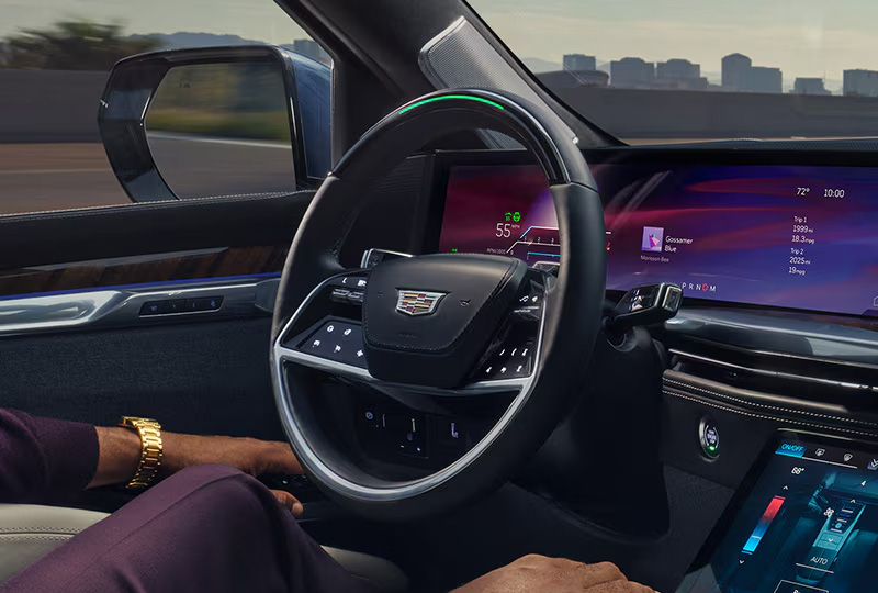 2025 Cadillac Escalade-V ESV    DESIGN