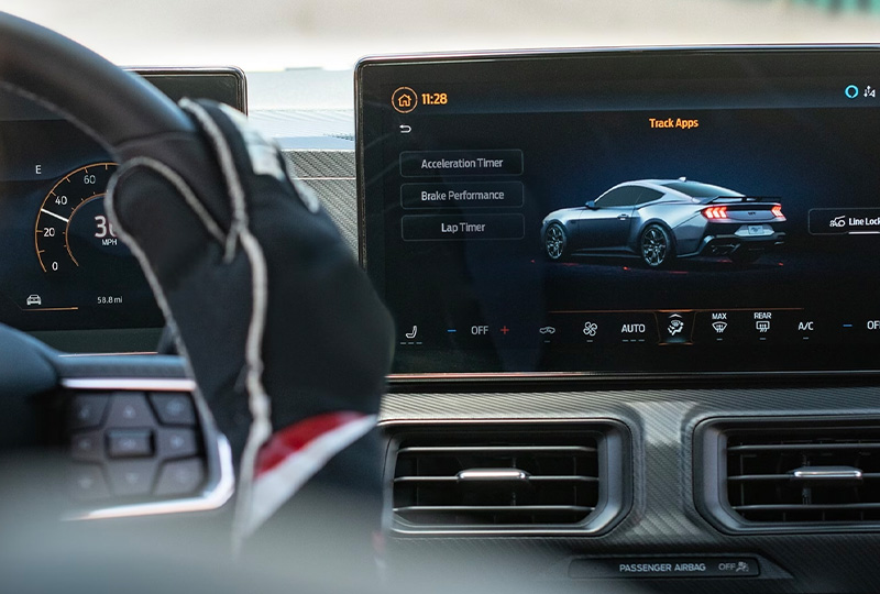 2024 Ford Mustang     technology