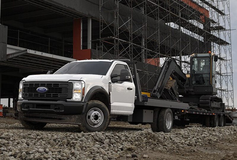 2026 Ford Super-Duty-Chassis-Cab Towing/Hauling