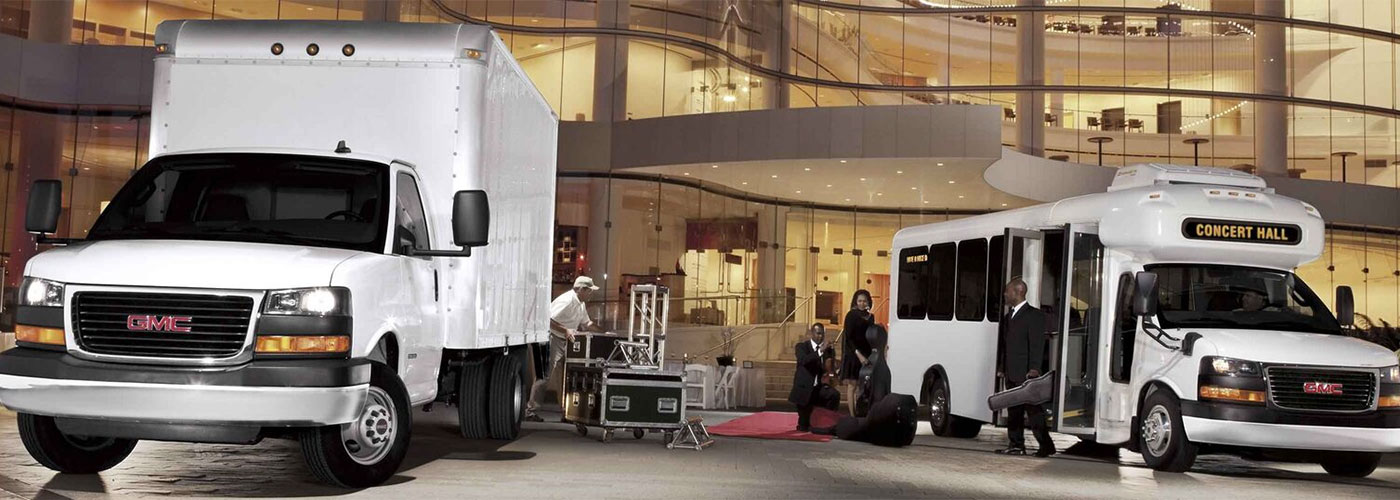 2022 GMC Savana-Cutaway-Van header