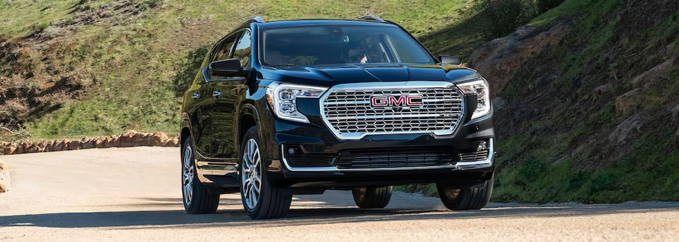 2024 GMC Terrain Denali header