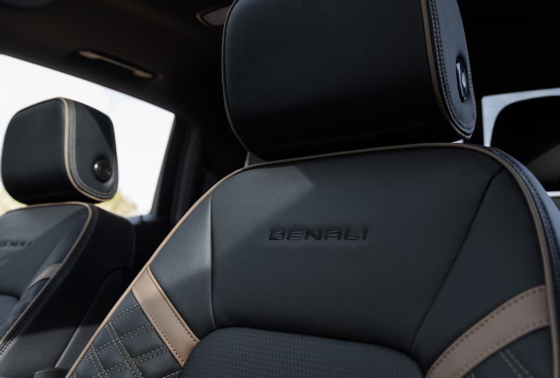 2025 GMC Canyon   Interior
