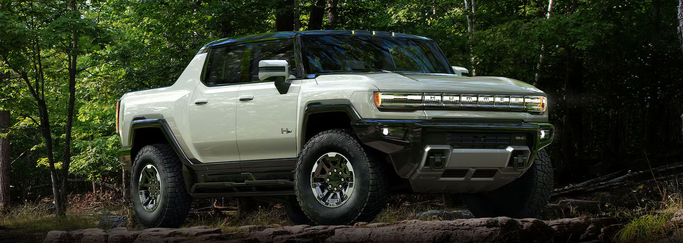 2025 GMC Hummer-EV-Pickup header