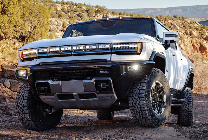2025 GMC Hummer-EV-Pickup     Performance