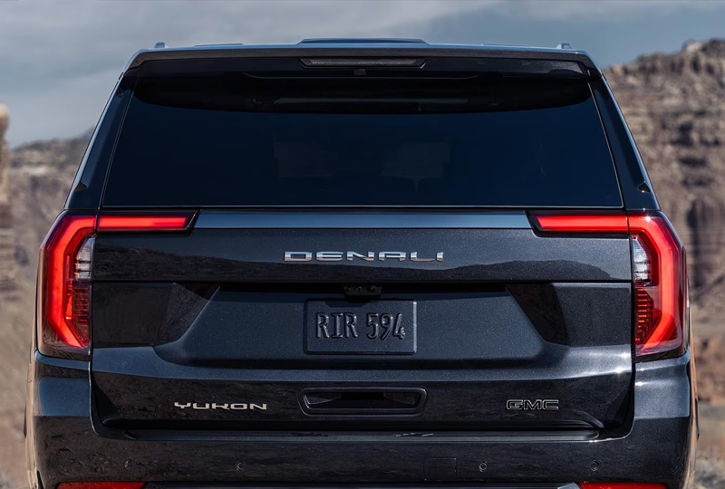 2025 GMC sierra Yukon AT4      Exterior