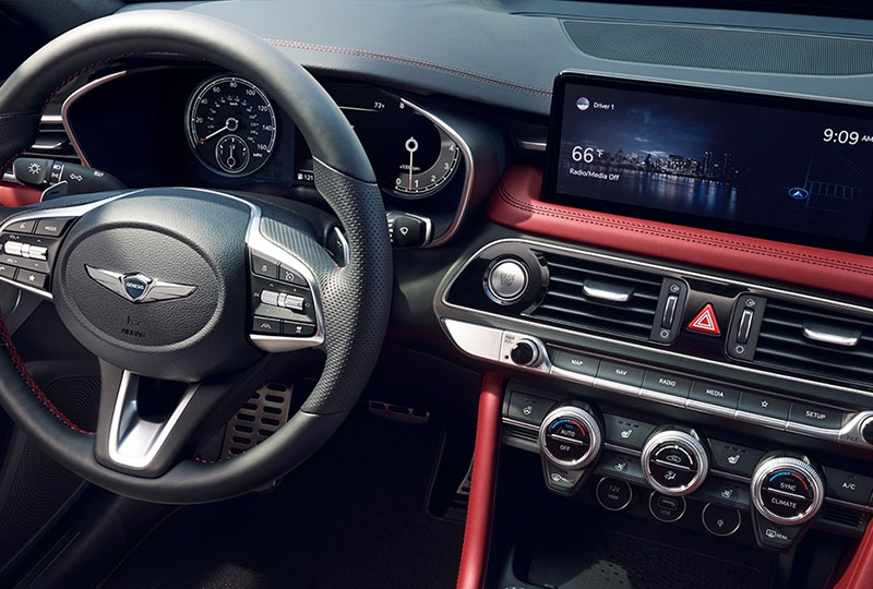 2023 Genesis G70 Technology